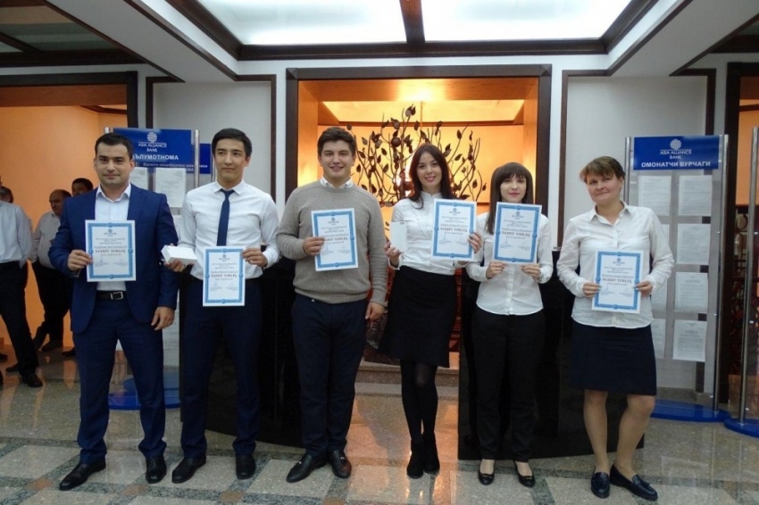 Stol tennis musobaqasi boʻlib oʻtdi